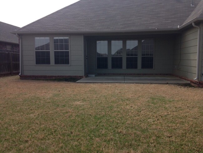 Very Nice 3 Bedroom 2 Bath in Jenks - Very Nice 3 Bedroom 2 Bath in Jenks House