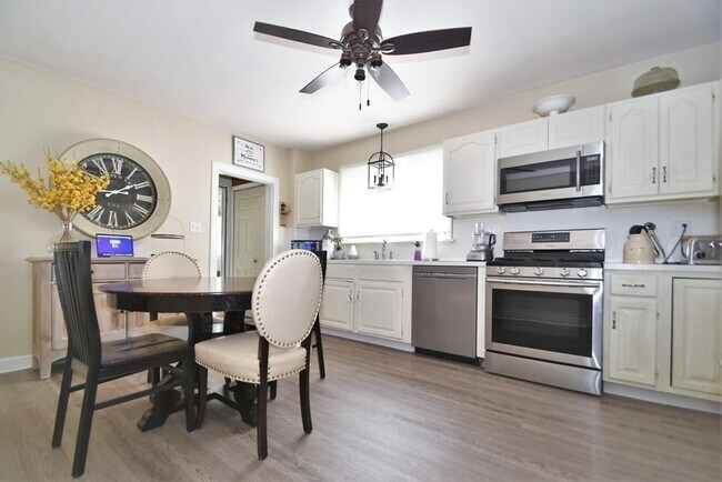 Photo - 69 Chapman St Unit 1