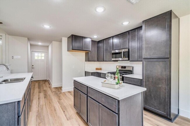 Photo - 5500 Ferret Path