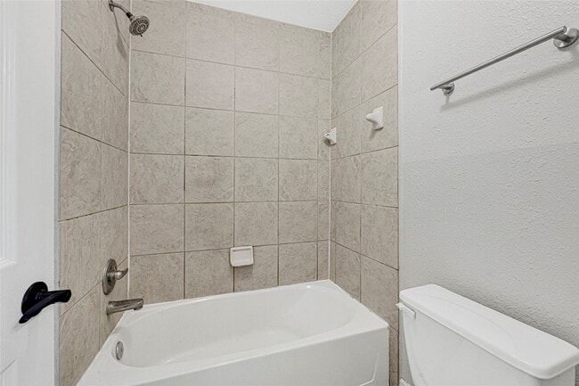 Building Photo - 14450 Eastern Redbud Ln