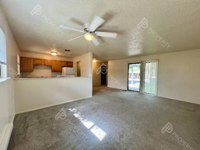 Photo - 867 Birch Ave Unit 1