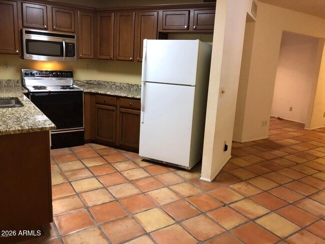 Photo - 8625 E Belleview Pl