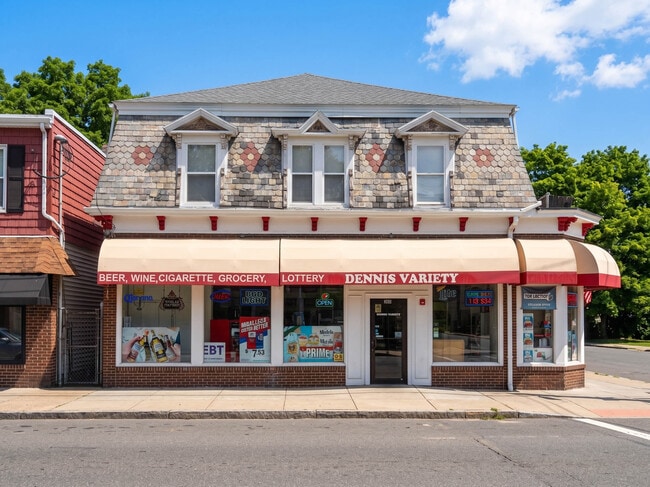 560 Broad St Unit 1