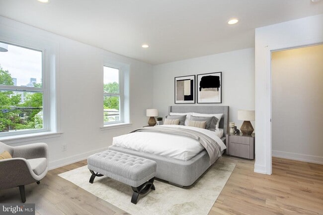 Photo - 2120 Ellsworth St