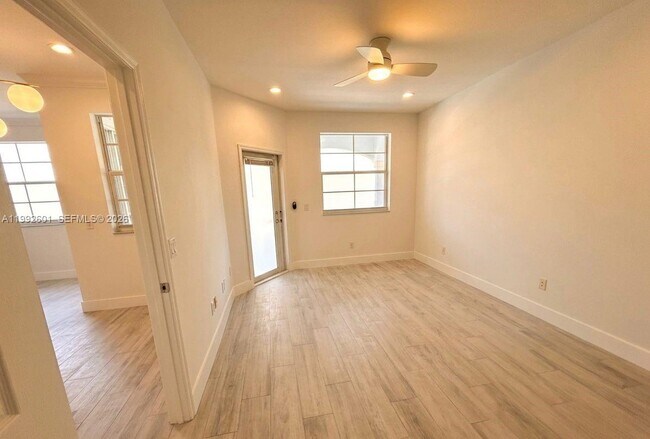 Photo - 3245 NE 184th St Unit 13304