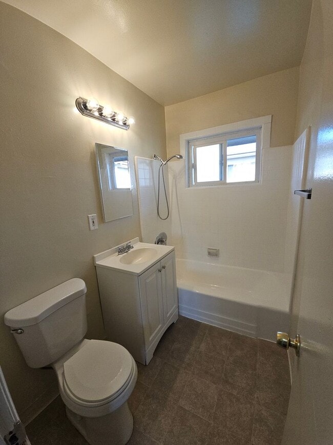 Photo - 812 S Glendale Ave Unidad 32