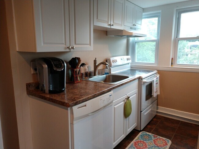 Photo - 5 Seaward Rd Unit 3