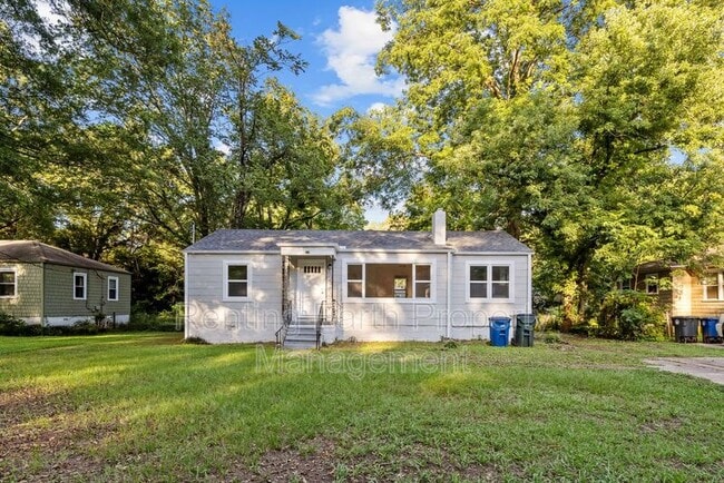 Photo - 829 Meadowbrook Dr