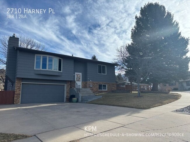 Photo - 2710 Harney Pl