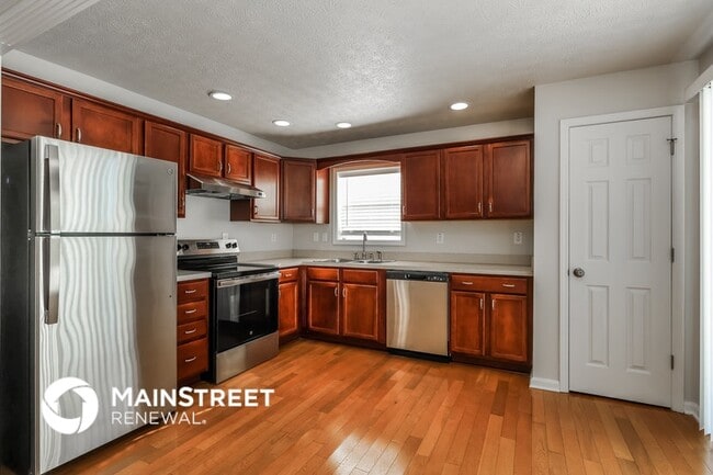 Photo - 541 Matterhorn Dr