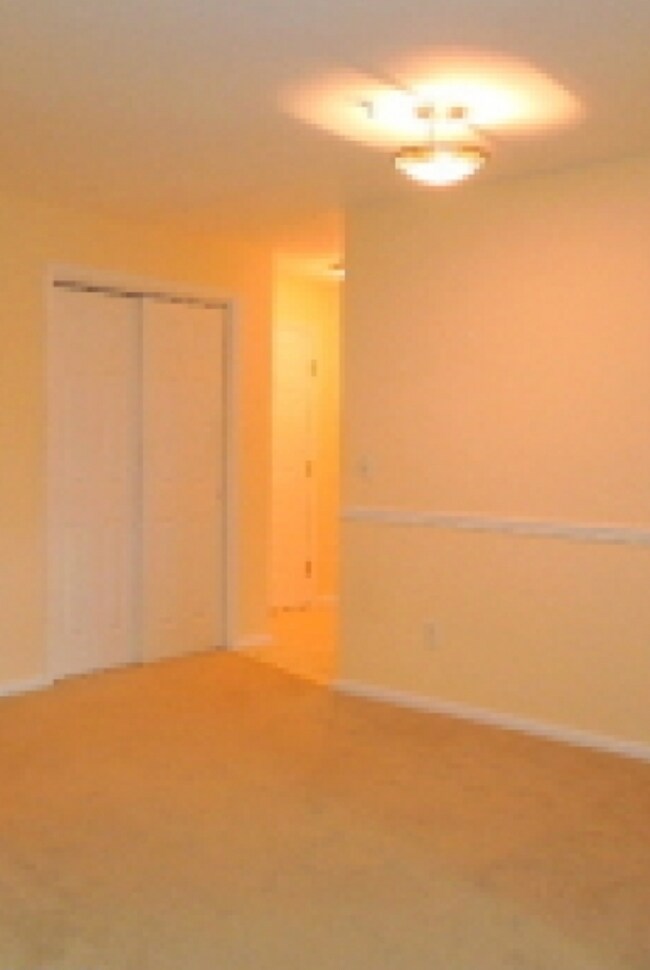 Photo - 272 Potomac Dr