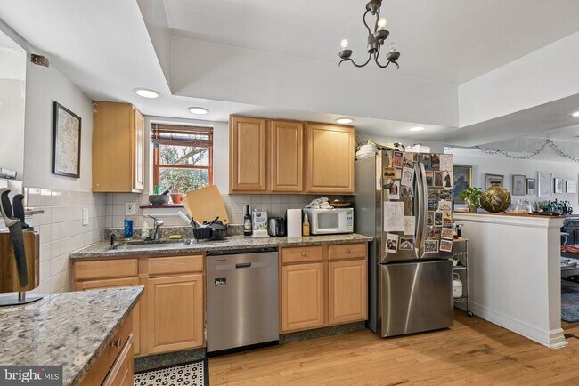 Photo - 615 S 11th St