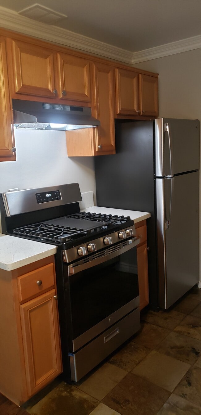 Photo - Westmount Towers