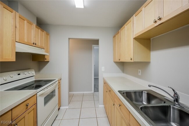 Photo - 12613 Sixth St