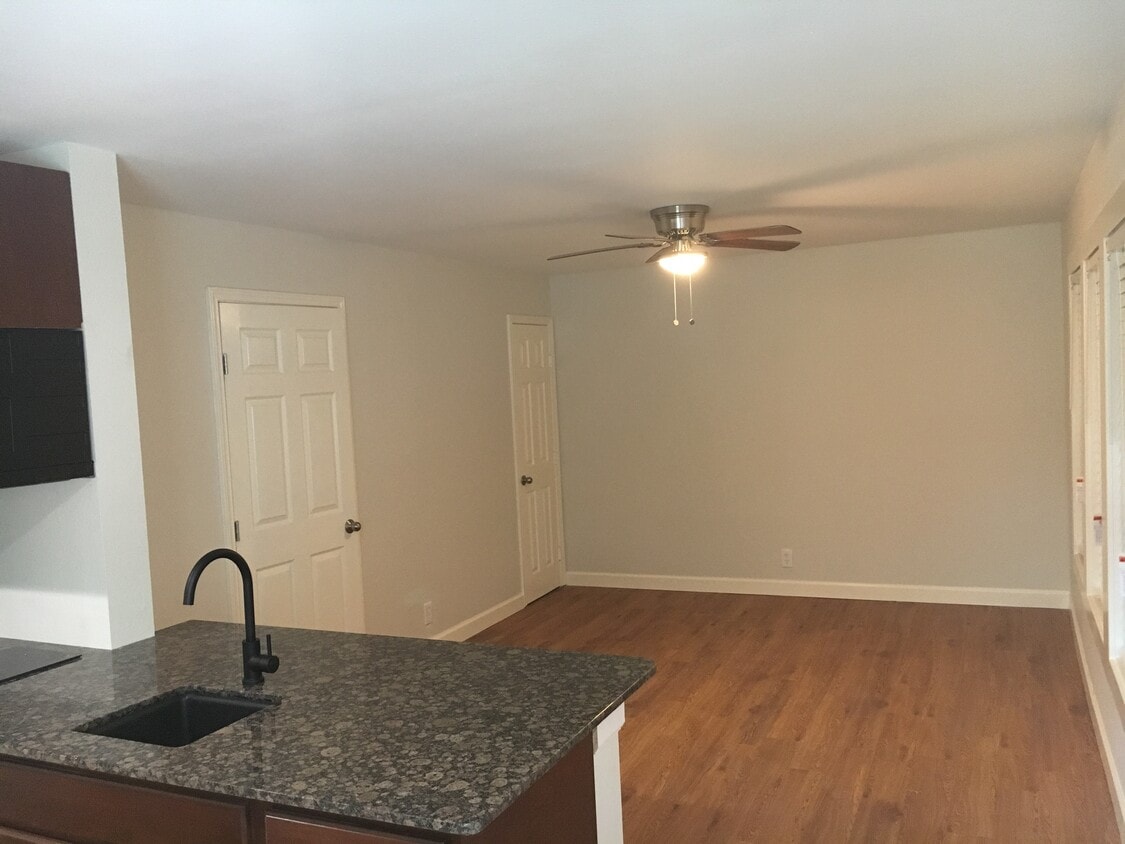 Photo - 3500 Garrott St (Houston, TX)
