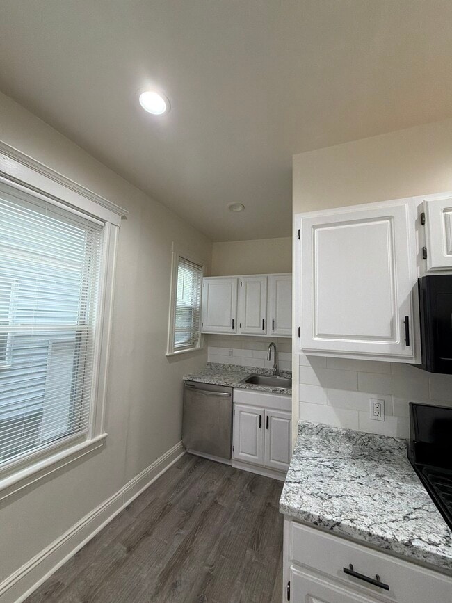 27 Hosmer St Unit 1
