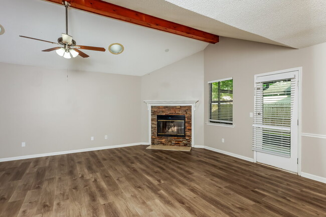 Photo - 4142 Cransley Pl