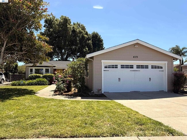 Photo - 4275 Heyer Ave