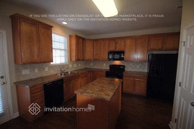 Photo - 20 W Smoketree Ct