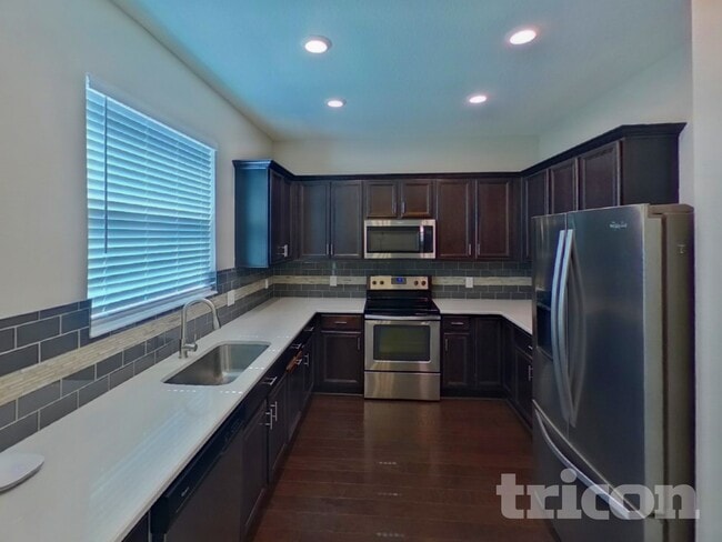 Photo - 10710 Southern Forest Dr