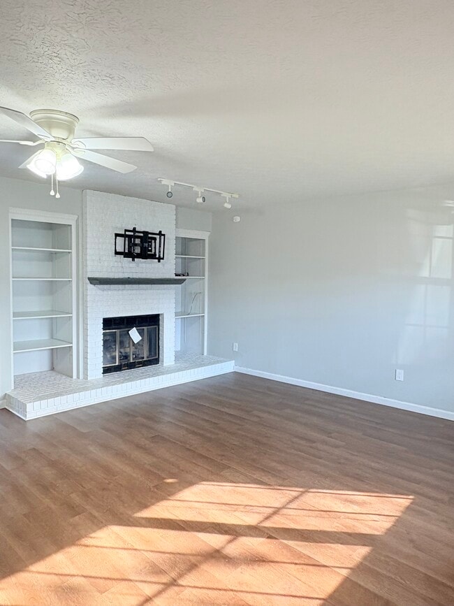 Photo - 2820 N Mill Pl Unit 2820