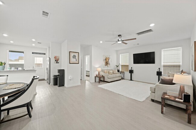 Photo - 26235 Arrowleaf Dr