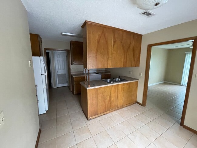 Photo - Jamestown Colony Subdivision