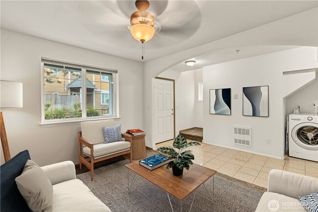 Photo - 15310 14th Ave W