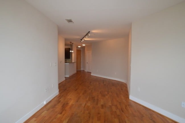 Photo - Artist Square