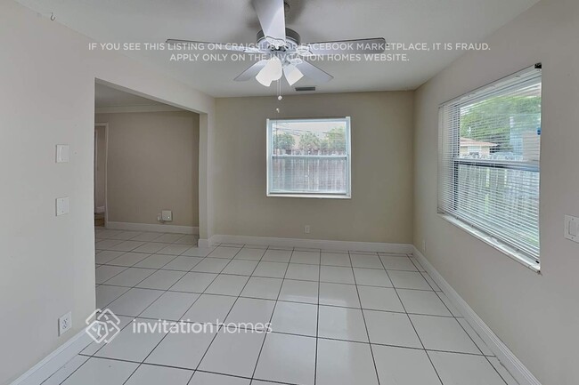 Photo - 2202 SE 1st St