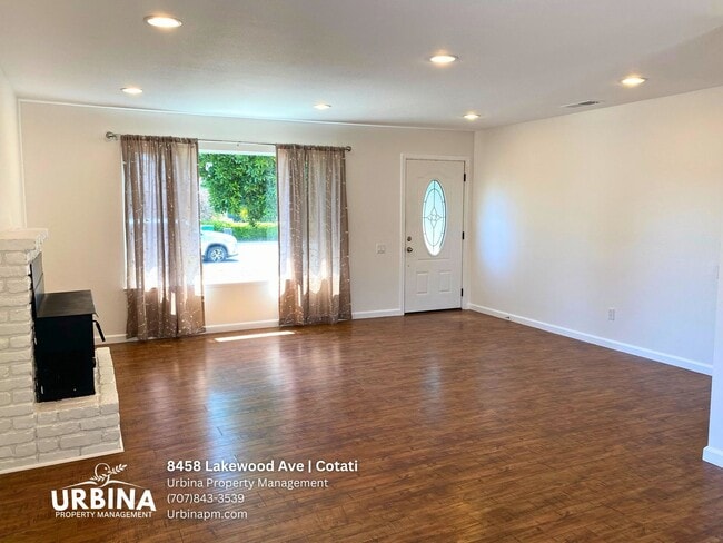 Photo - Spacious 4 Bedroom Home in Cotati Near SMART Train - Cosigners Welcome!