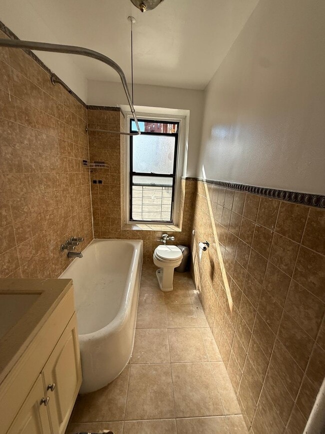99 Highland Ave Unit 3