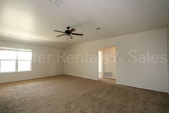 Photo - Spacious 4 bedroom in Goodnight Ranch
