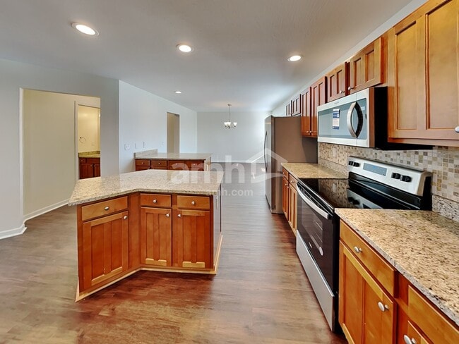 Photo - 13 Stoney Bluff Way