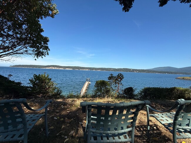 Building Photo - 2209 W Sequim Bay Rd