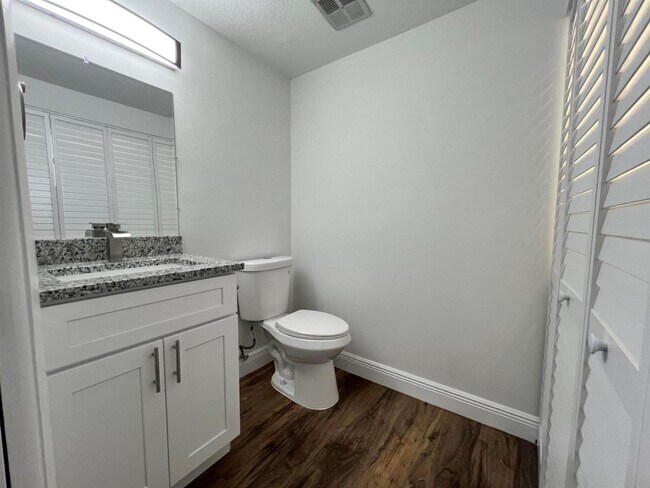 Photo - 10623 Royal Palm Blvd
