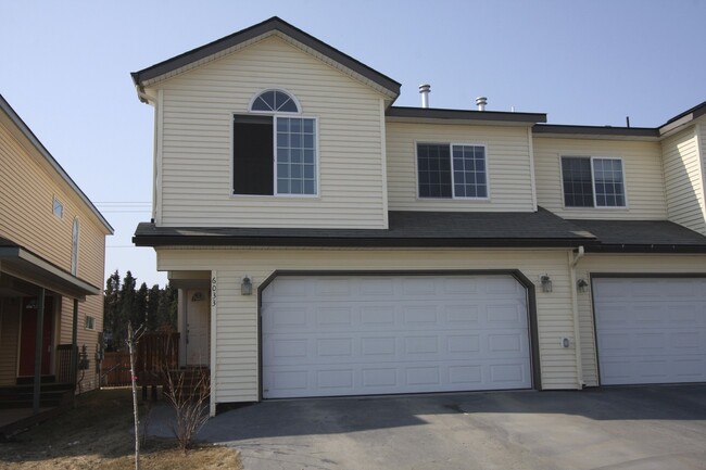 3 Bedroom Townhouse in South Anchorage! - 3 Bedroom Townhouse in South Anchorage!