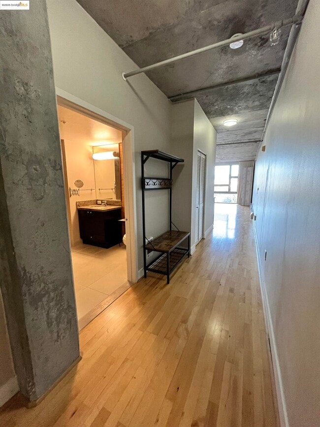 Photo - 311 Oak St Unit 803