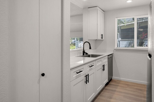 Photo - Rai Apartments