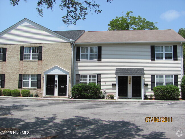 Building Photo - 103 Short St Unit D Rental