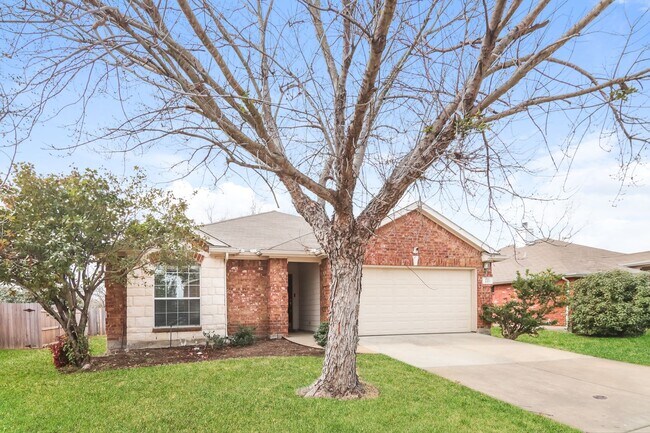 Photo - $1895  4 Bed/2 Bath/2 Garage  Ready for Move-in Home in Mustang Creek