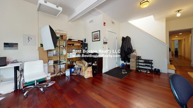 Photo - 174 Morrison Ave Unit 4