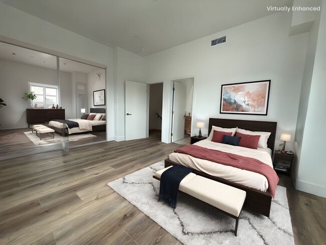 Photo - 4443.5 Auckland Ave Unit 4443.5