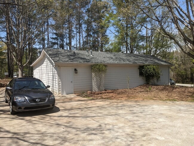 Photo - 6339B Gaines Ferry Rd