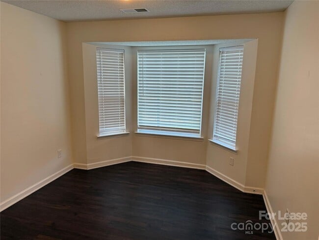 Photo - 8821 Cameron Spring Rd