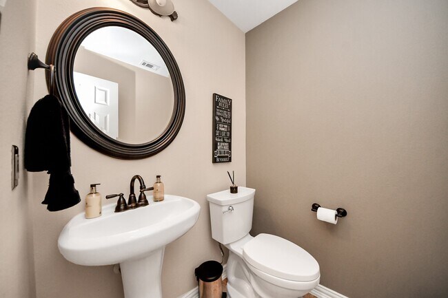 Photo - 6 E Matisse Meadow Ct