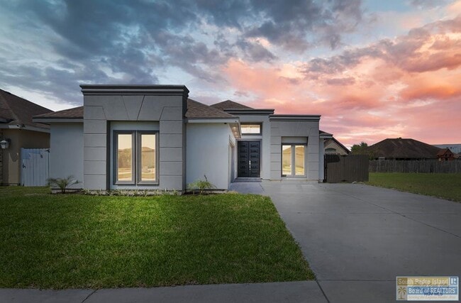 Building Photo - 2170 Portofino Blvd