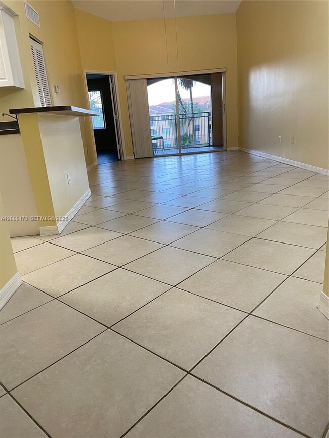 Photo - 9645 NW 1st Ct Unit 1-303