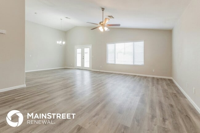 Photo - 9008 W Yale St