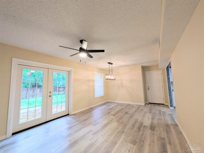 Photo - 7690 Old Hickory Dr